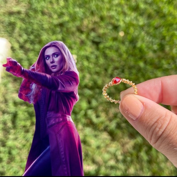 Wanda Maximoff (scarlet witch) inspired ring - Picture 1 of 4